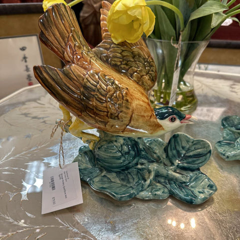 Strangle Pottery Qual/Dove bird figurine