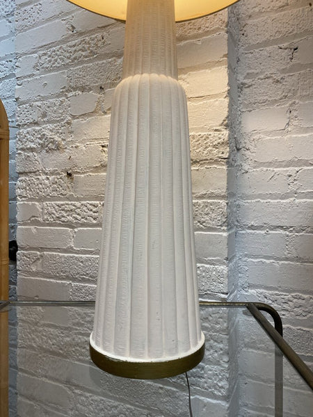 White Statement Table Lamp W1227