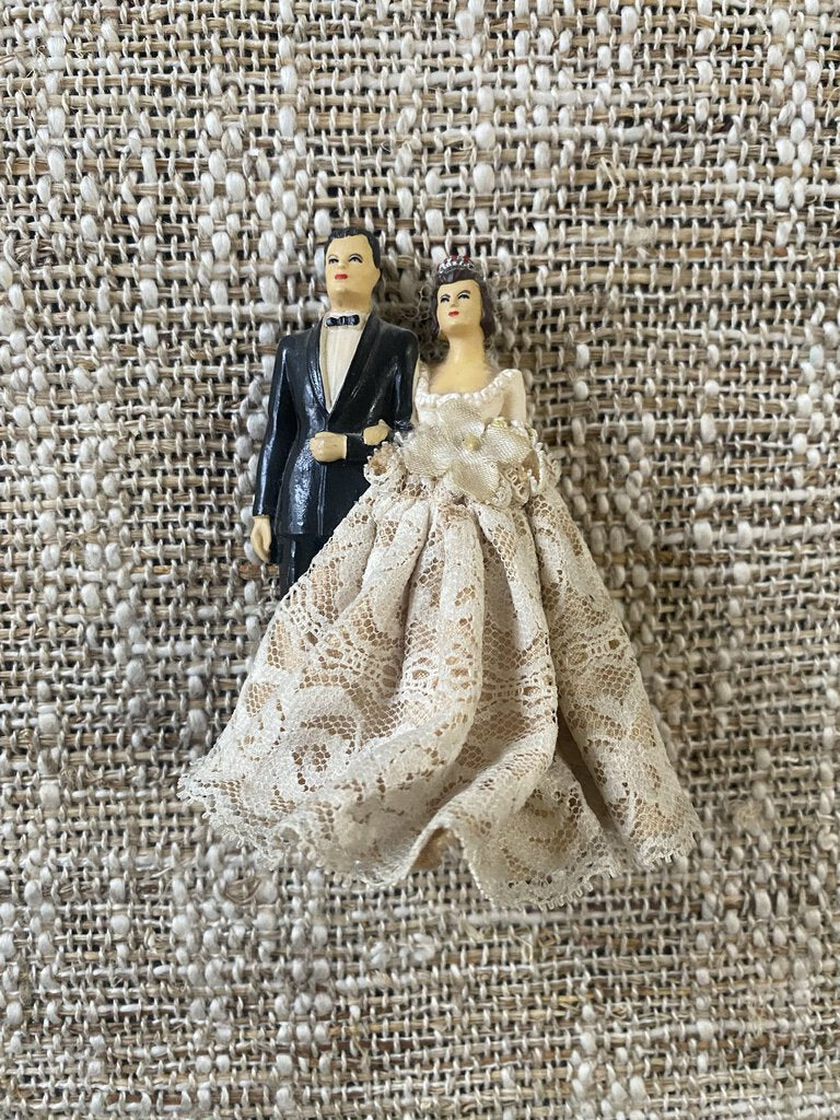 Vintage Bride and Groom Wedding Cake Topper