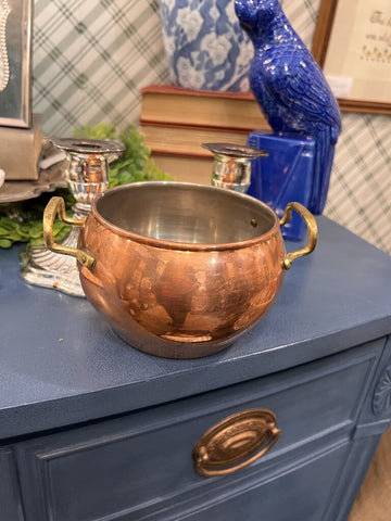 Vintage copper pot/planter