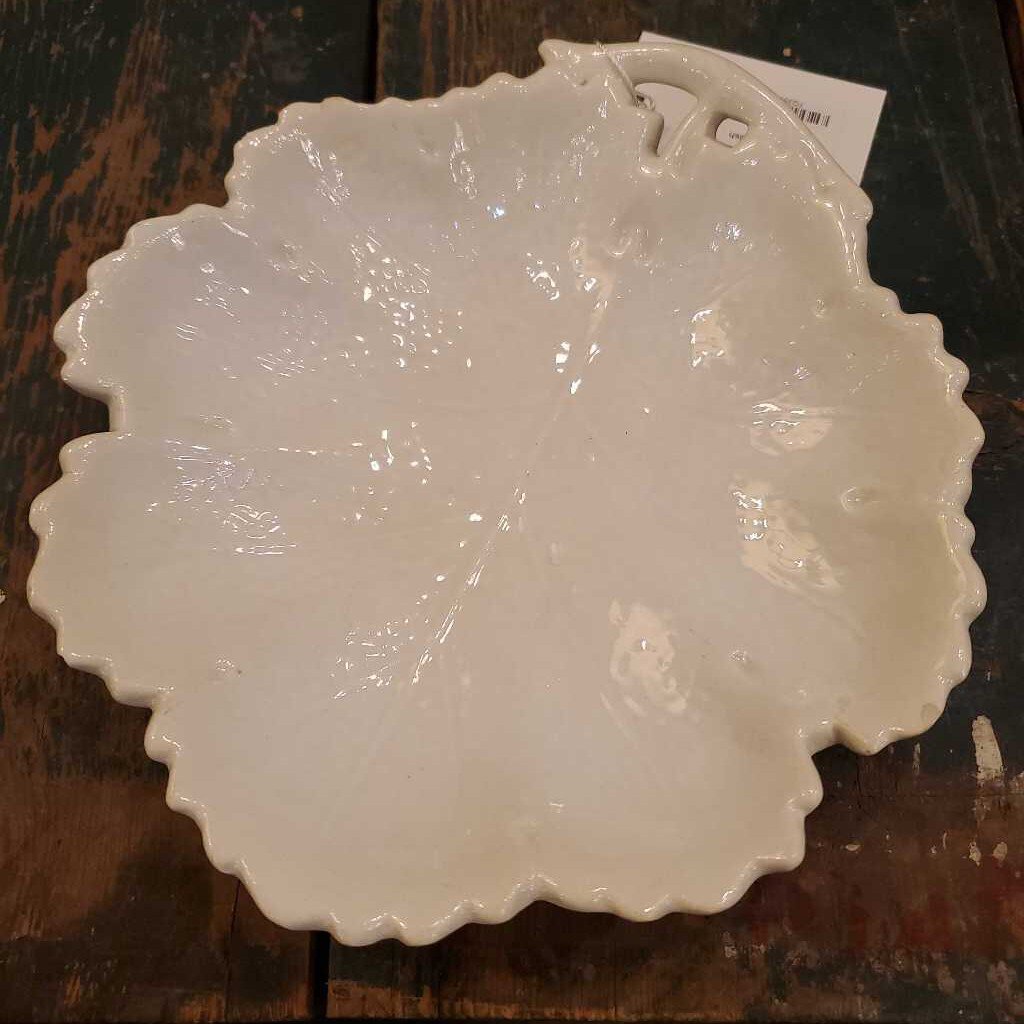 ironstone leaf dish