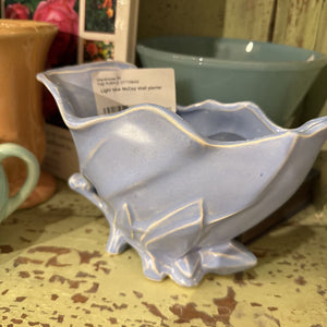 Light blue McCoy shell planter