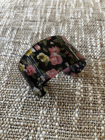 Vintage Lucite Floral Cuff Bracelet
