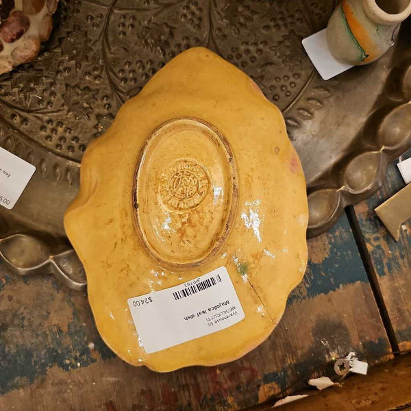 Majolica leaf dish