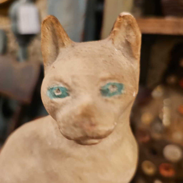 Vintage chalkware cat