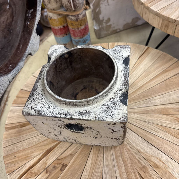 Dice box