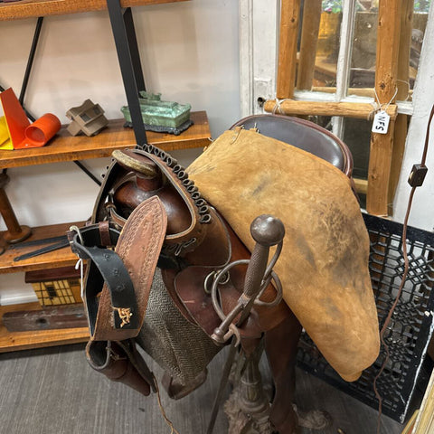 Western Holster with cartridge loops