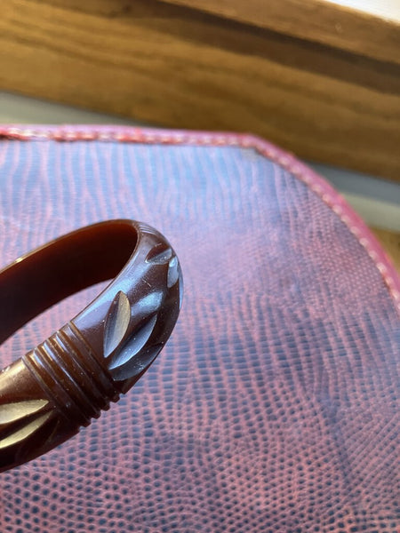Vintage brown carved Bakelite bracelet