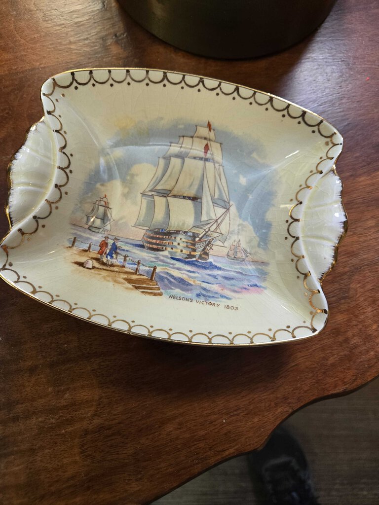 Shipping dish 6 x 5 x1