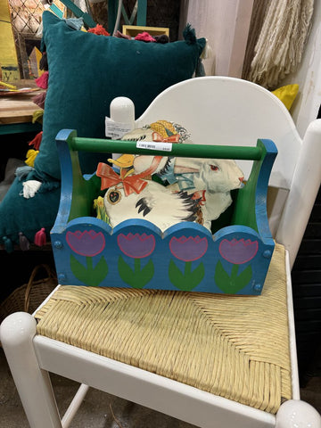 Wood tulip painted tote