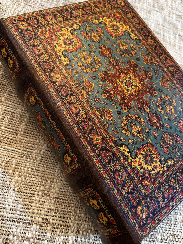 Decorative Hidden Storage Book