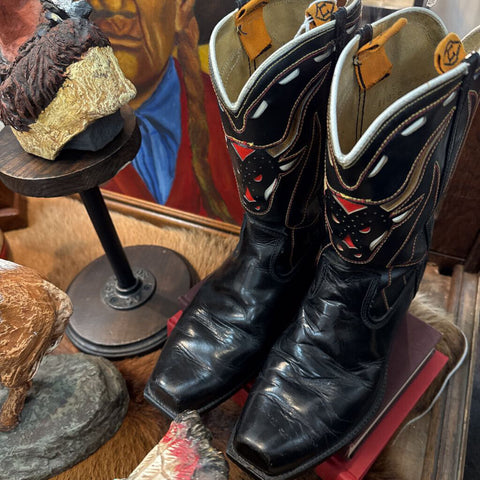 50's wild bull motif cowboy boots with Neolite soles, size 6
