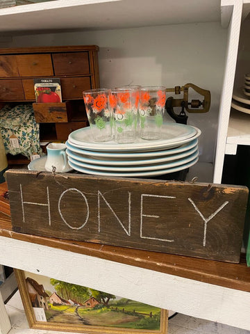 Jens Fresh Vintage - Vintage HONEY wood sign