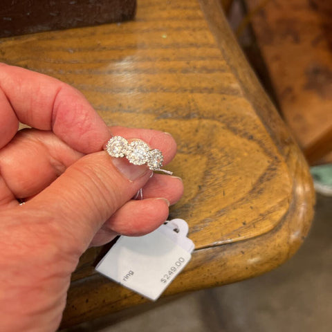 14K white gold CZ ring