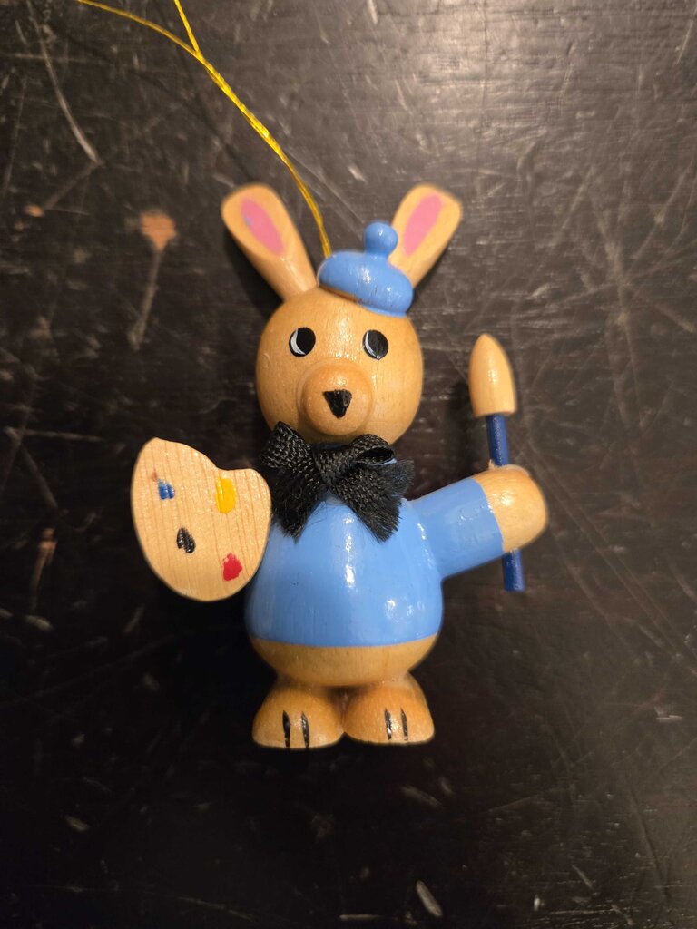 Wood bunny 3" tall