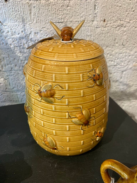 Vintage Japan Brown Bee Cookie Jar~ 6" w x 8" t