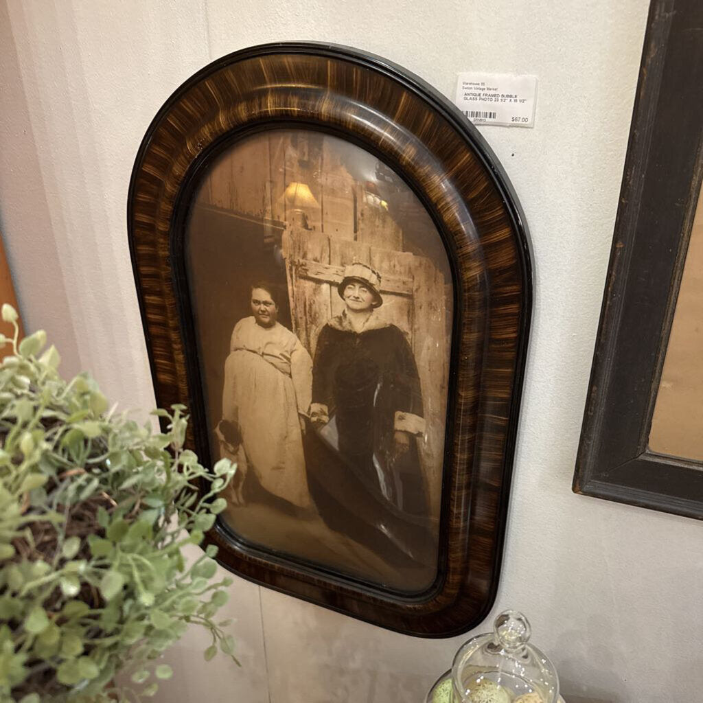 ANTIQUE FRAMED BUBBLE GLASS PHOTO 23 1/2" X 15 1/2"