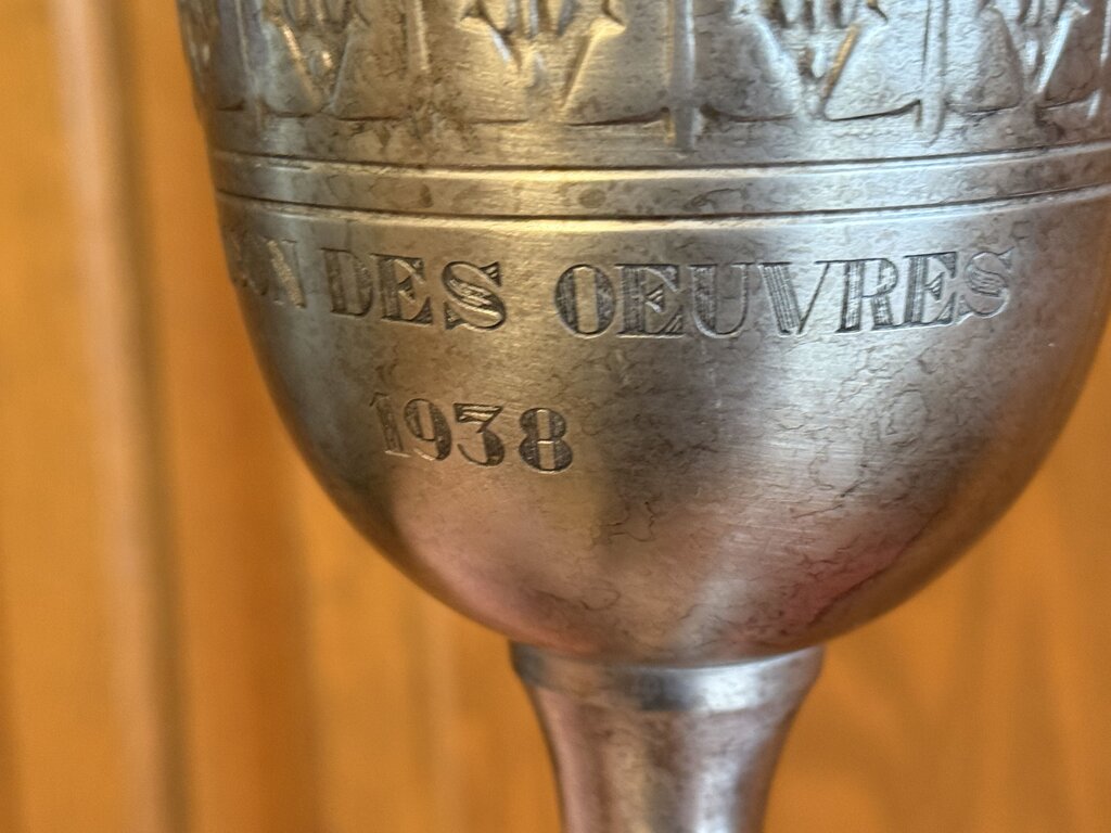 VINTAGE 1938 MAISON DES OEUVRES TROPHY REPLICA