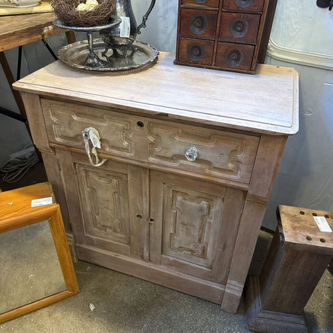 Antique commode bleached , whitewashed ans waxed in store pick up only