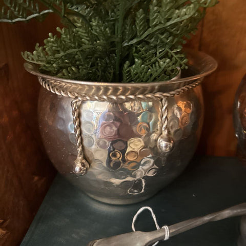 Tassel Planter