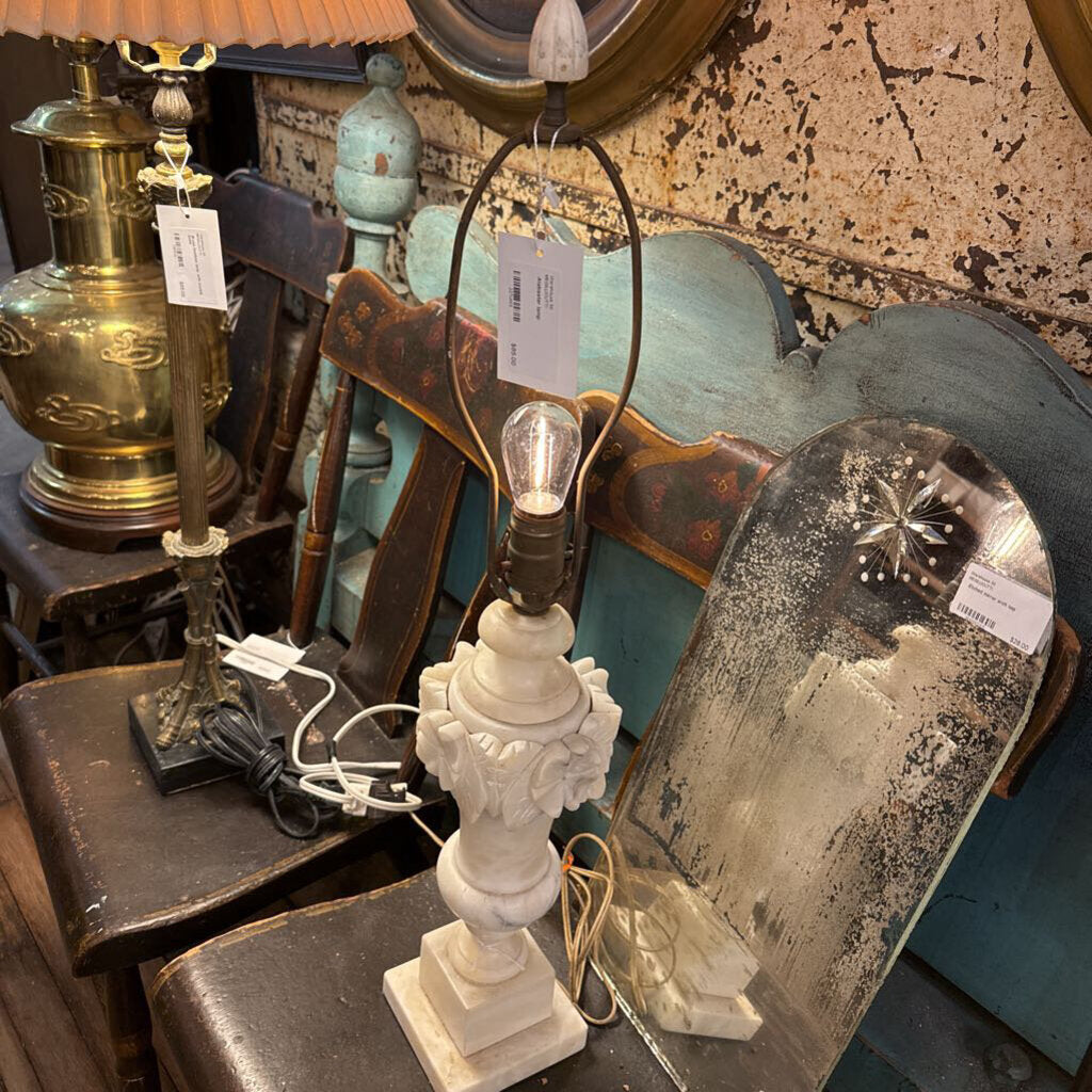 Alabaster lamp