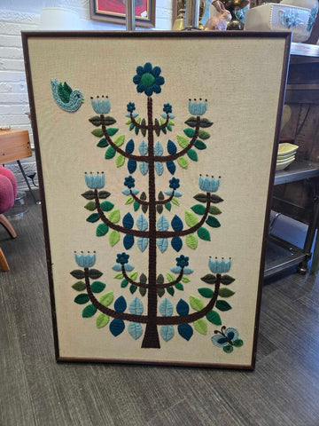 Needlework tree 25 x 36