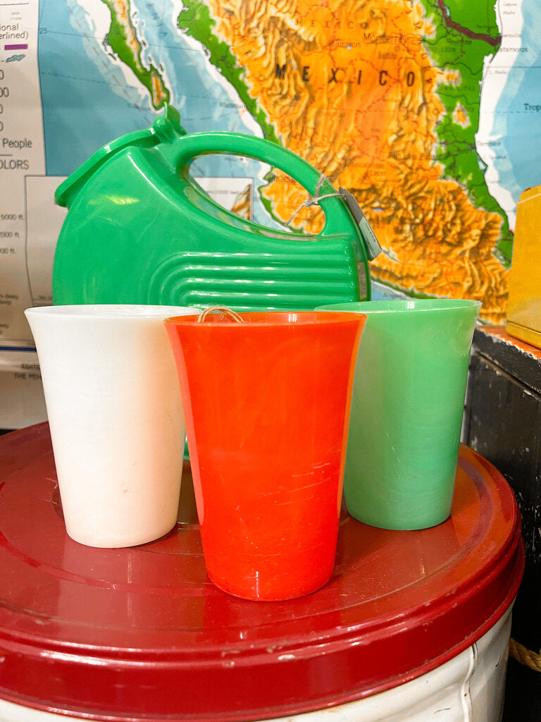 Jens Fresh Vintage ~ Set of 3 vintage plastic cups .