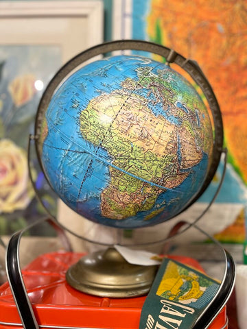 Jens Fresh Vintage ~ Vintage globe