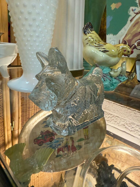 Glass Scottie Dog W1781