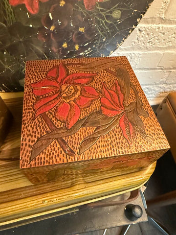 Antique Pyrography Poinsettia Design W1790