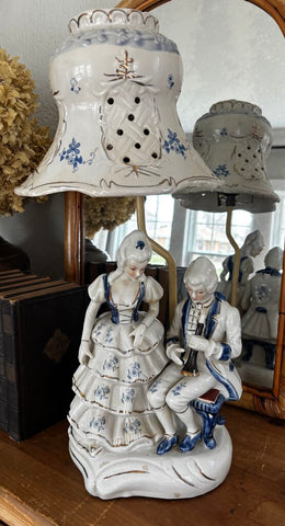 Vintage Ca. 1920's Blue & White Porcelain Boudoir Lamp (rewired)