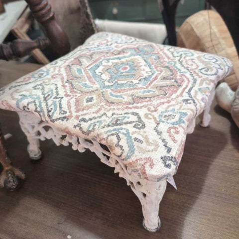 Pretty Vintage White Cast Iron Foot Stool ,10x10x6H