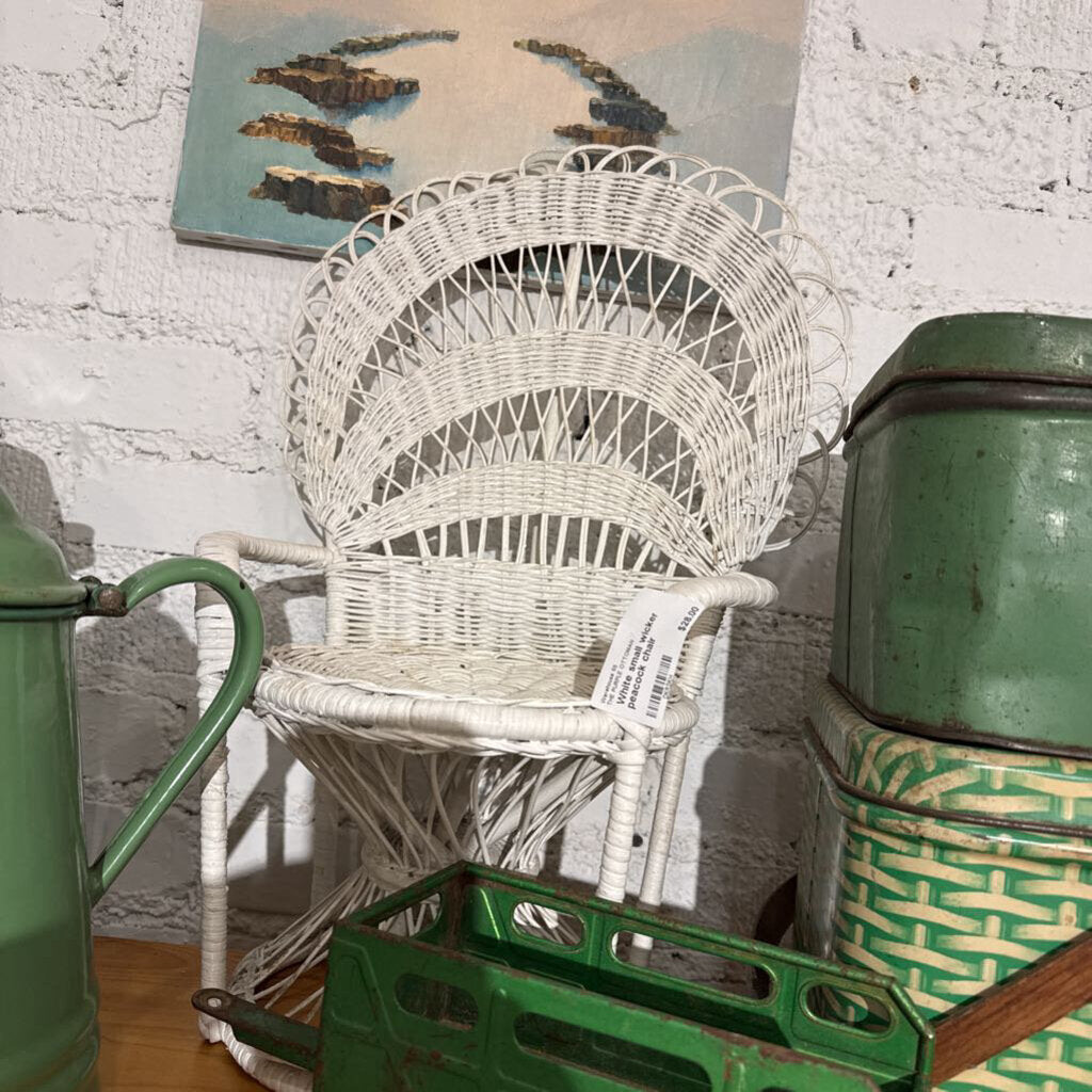 White small wicker peacock chair