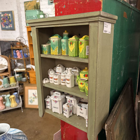 Green shelf