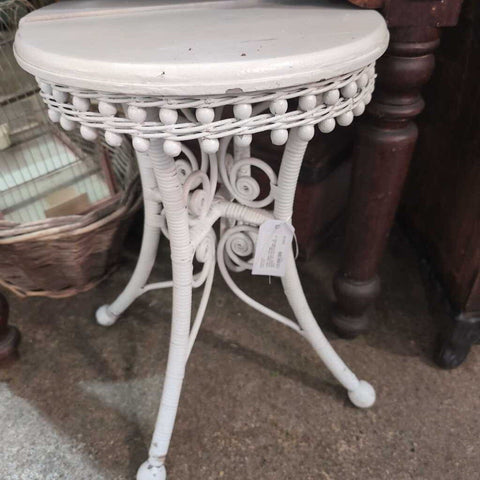 White Chippy Vintage Wicker/Wood RoundTable 14. diameter -20 H. IN STORE PICK UP ONLY