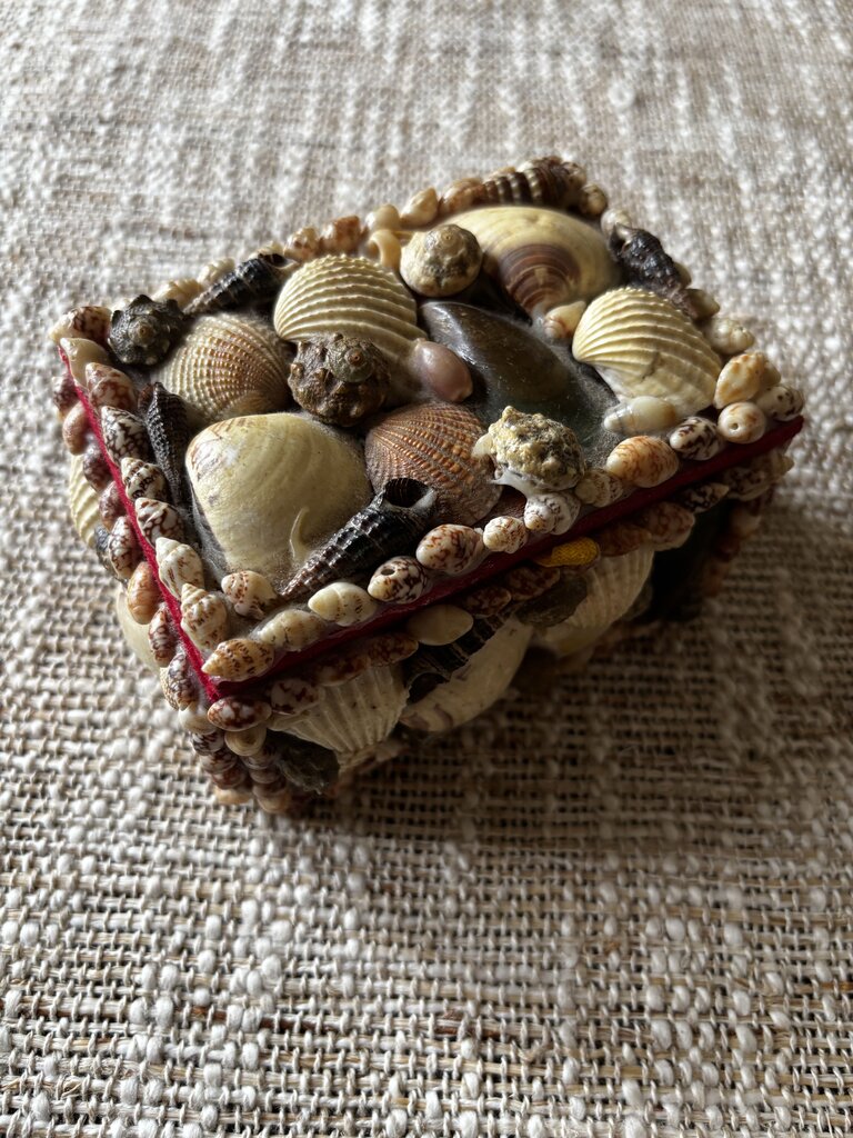 Vintage Seashell Encrusted Trinket Box