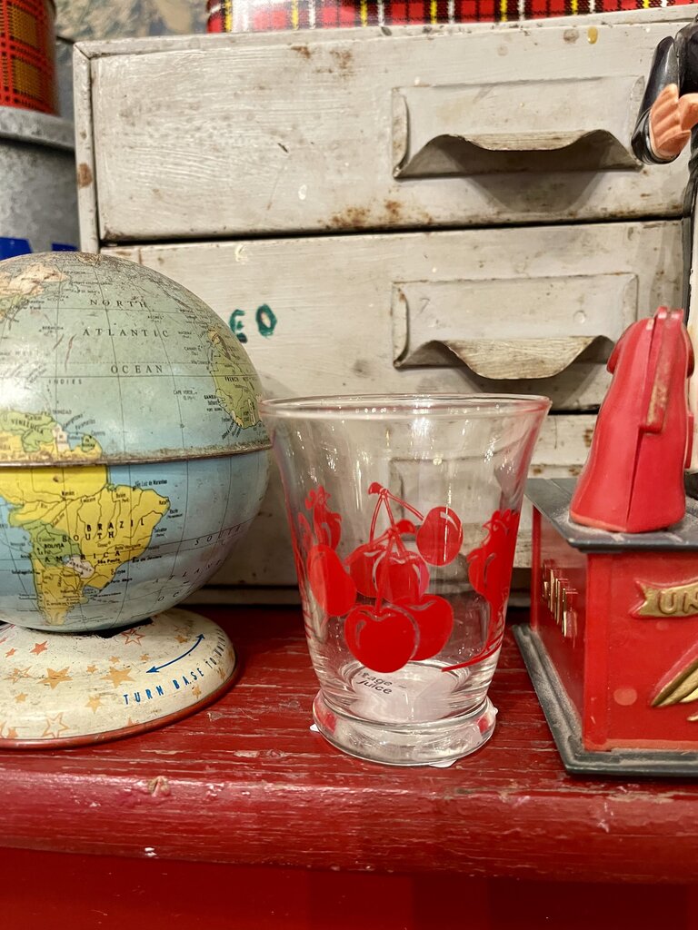 Jens Fresh Vintage ~ Vintage cherry juice glass