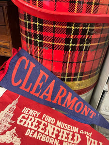 Jens Fresh Vintage ~ Vintage Clearmont pennant