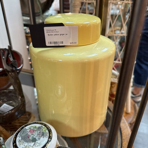 Butter yellow ginger jar