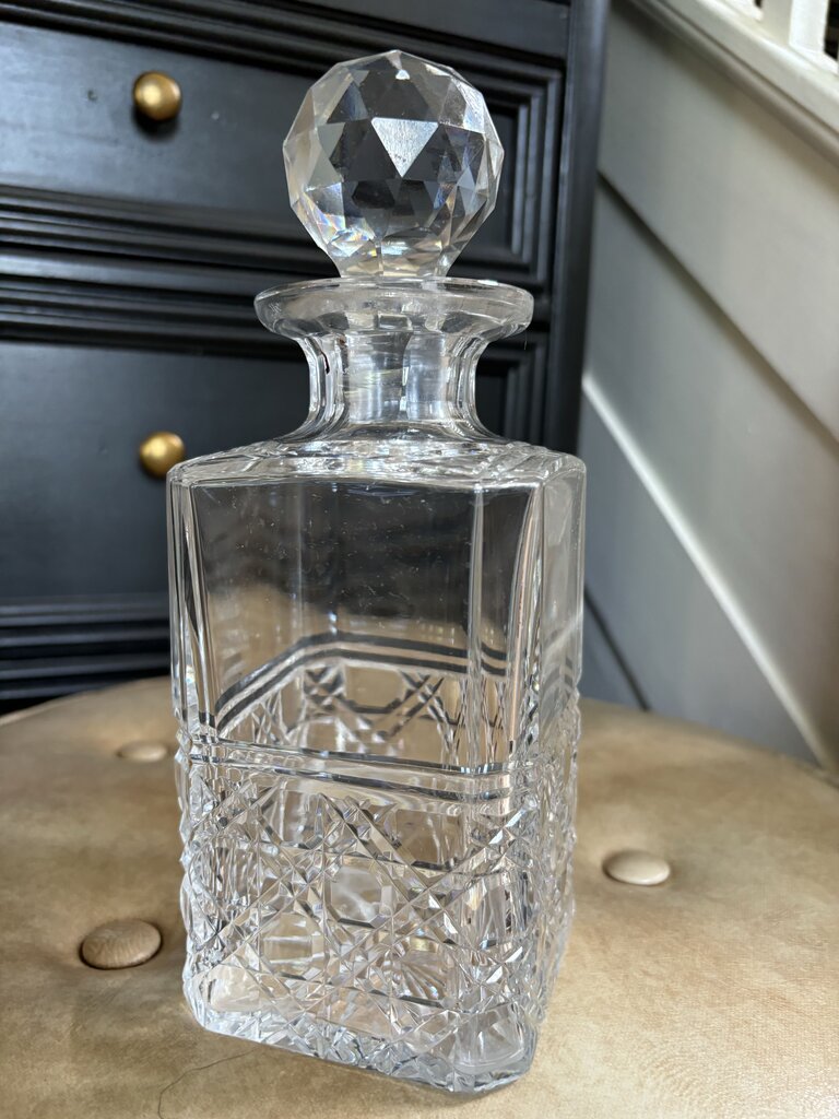 Crystal Decanter 10in