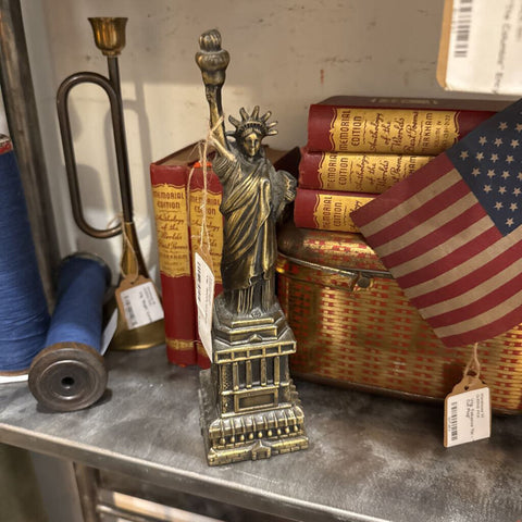 Vtg. "Statue of Liberty"