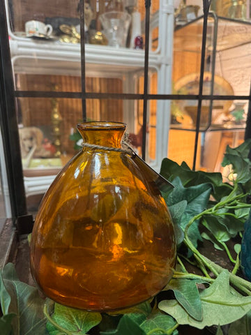 Amber Vase W1880
