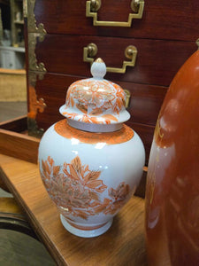 Gingerbread jar 5 x 8 with lid