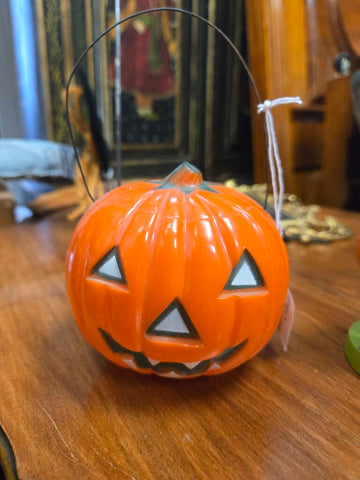 1940s hard plastic jack-o-lantern 4 x 4