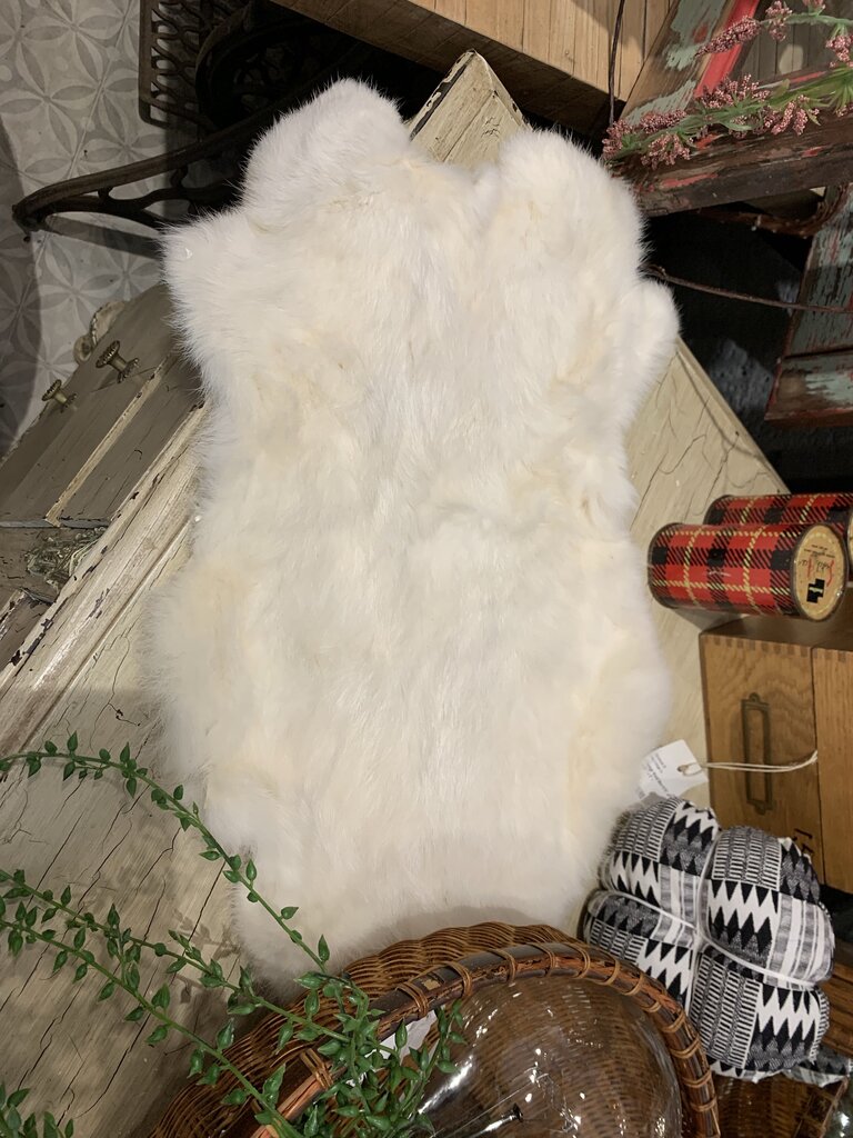 White Rabbit Fur Pelt