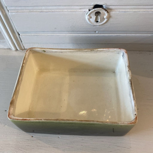 Royal Crown Czechoslavakia Trinket Box Stagecoach (as found) 4.5 x 3.5