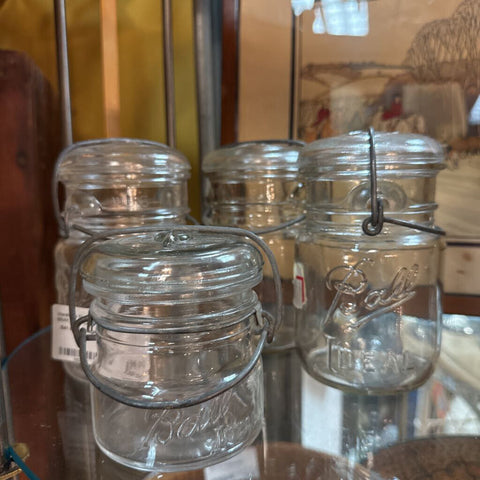 Set of 4 vintage ball jars