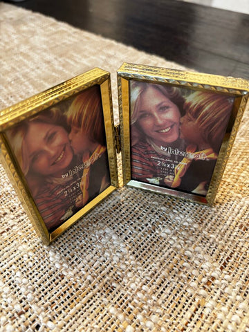 Vintage Double 3 x 4 Photo Frame