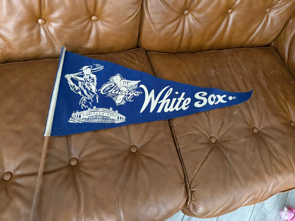 Vintage White Sox Pennant on Stick Blue 28" W1890