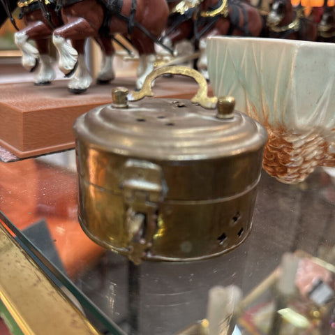 Small Brass Cricket Box W1908